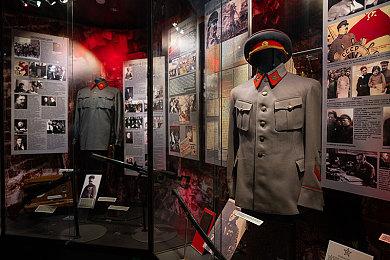 互动影游新游上线赢千元好礼！《名利场：我被好莱坞美女潜规则了》今日登录Steam平台！